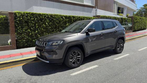 JEEP COMPASS 1.3 T270 TURBO FLEX LONGITUDE AT6